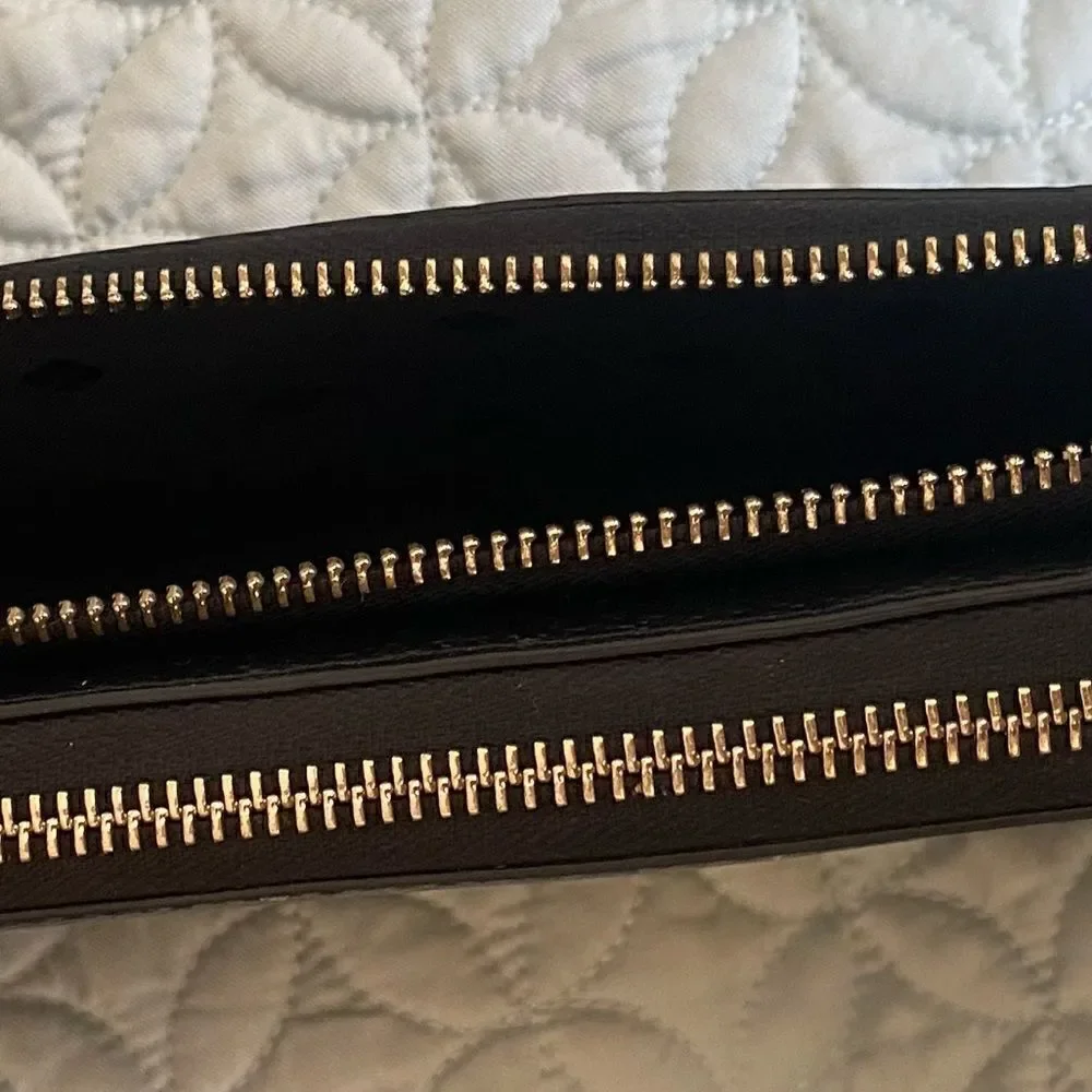 Kate Spade Payton Large Black Wallet/Wristlet. Excellent Condition!